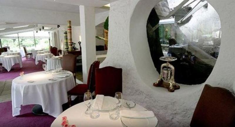 Le Moulin De Mougins - Chateaux & Hotels Collection Nhà hàng bức ảnh