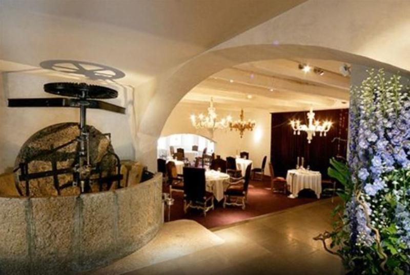 Le Moulin De Mougins - Chateaux & Hotels Collection Nhà hàng bức ảnh